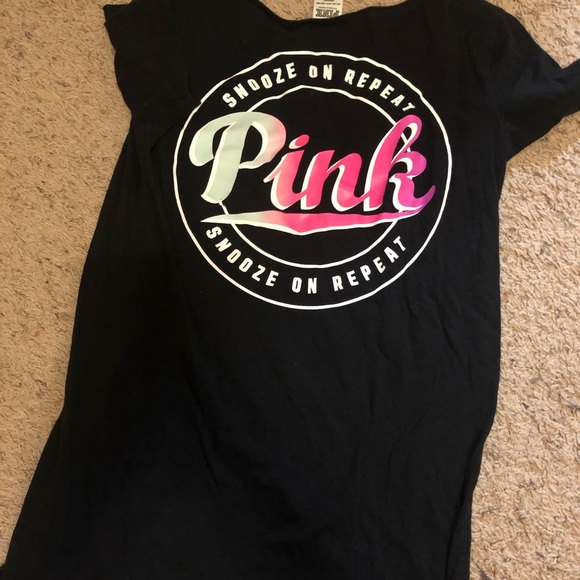 Victoria’s Secret Sleep Shirt - Picture 1 of 3